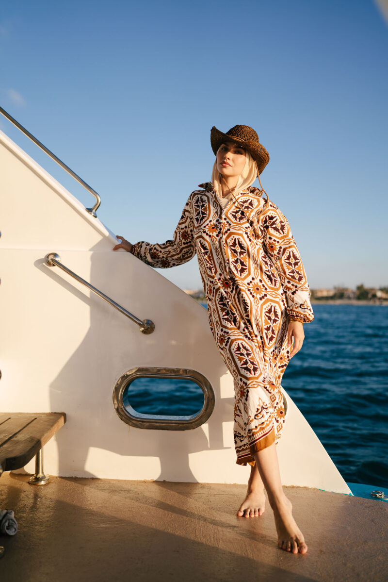 linen dress with printed collar and cuffs - Image 1