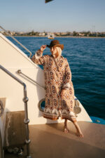 linen dress with printed collar and cuffs - Image 4
