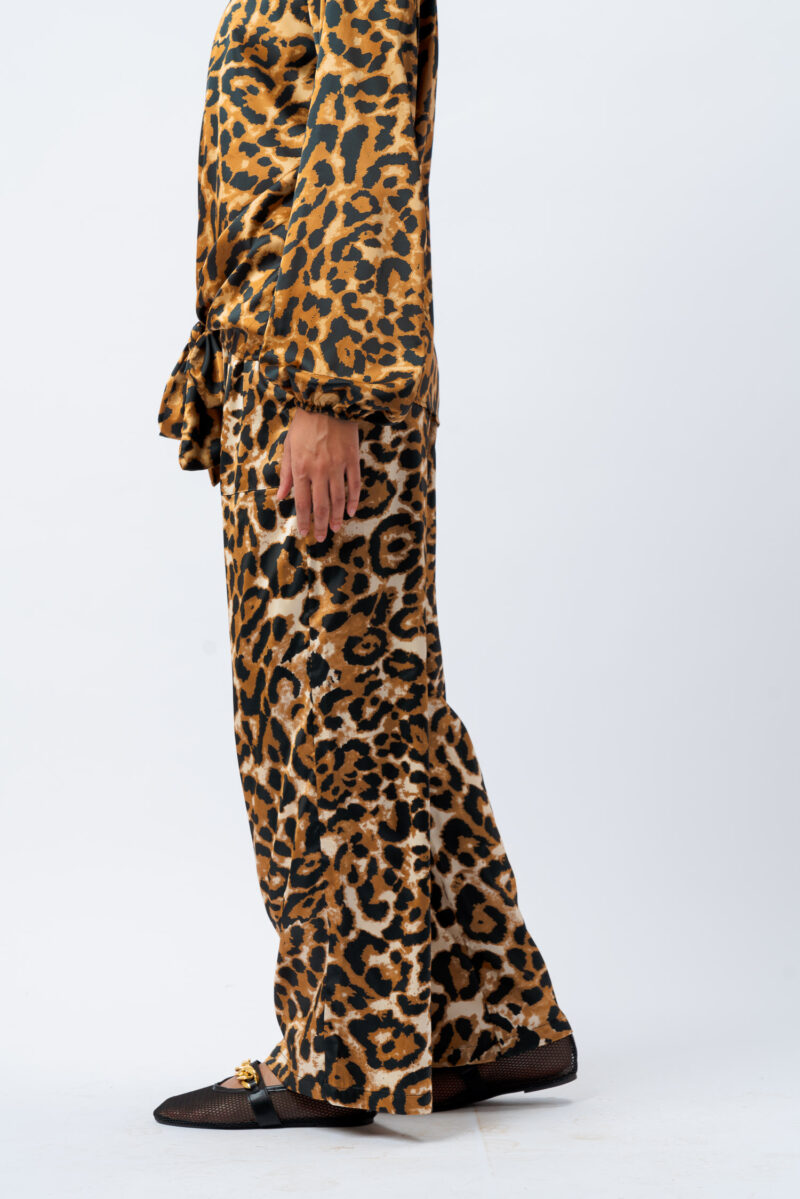satin printed trousers with 2 pockets - Image 2