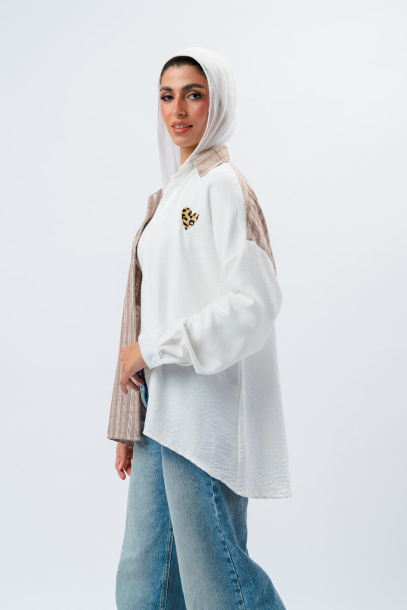 Heart-embroidered striped linen blouse - Image 3