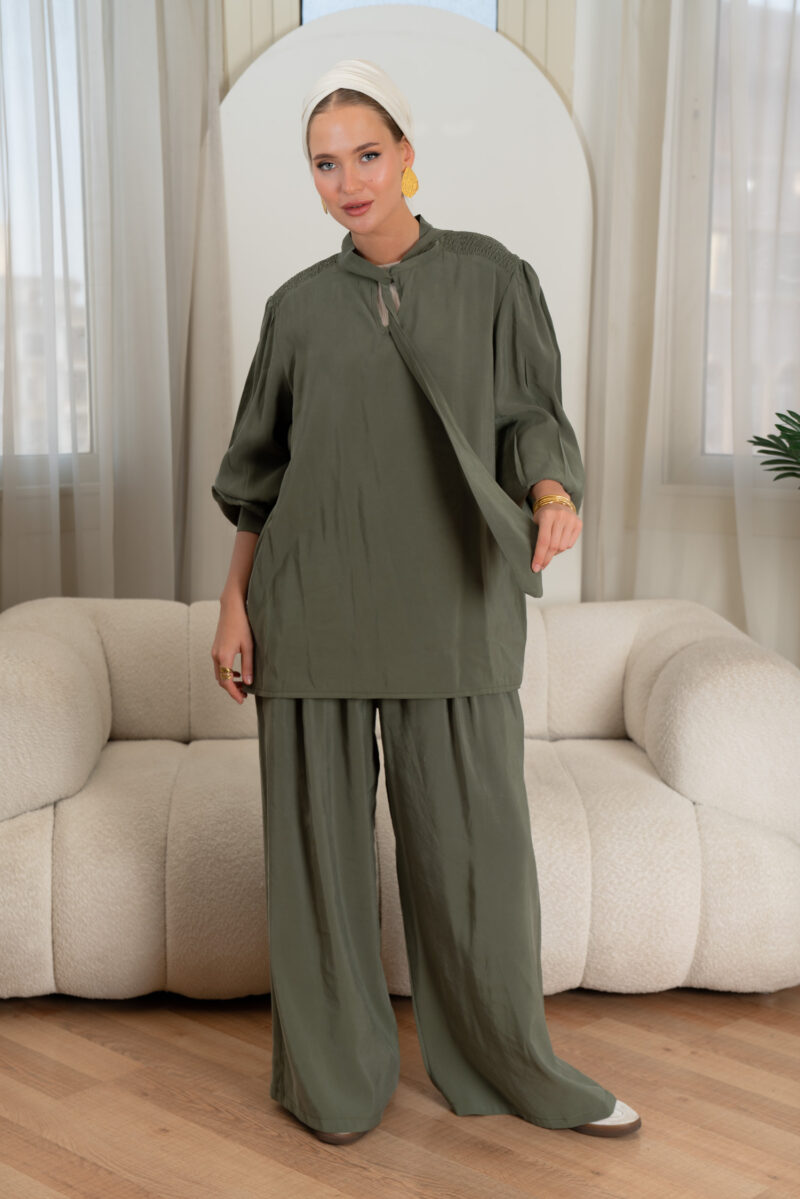 Blouse With Tie - Image 2