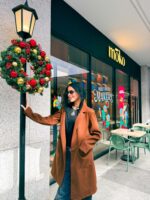 Long wool jacket with 2 pockets - Image 2