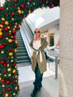 ⁦جاكت بجيبين وحزام⁩ - الصورة ⁦2⁩