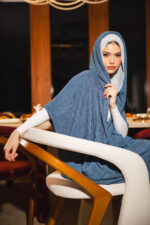 Cap hoodie with 2 pockets