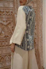 Blouse with Tie and pattern - Image 2