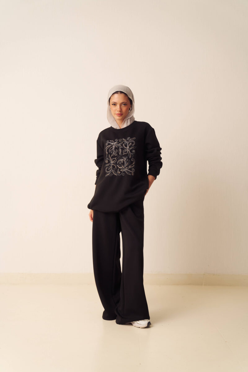 Relaxed Flow Wide-Leg Pants - Image 1